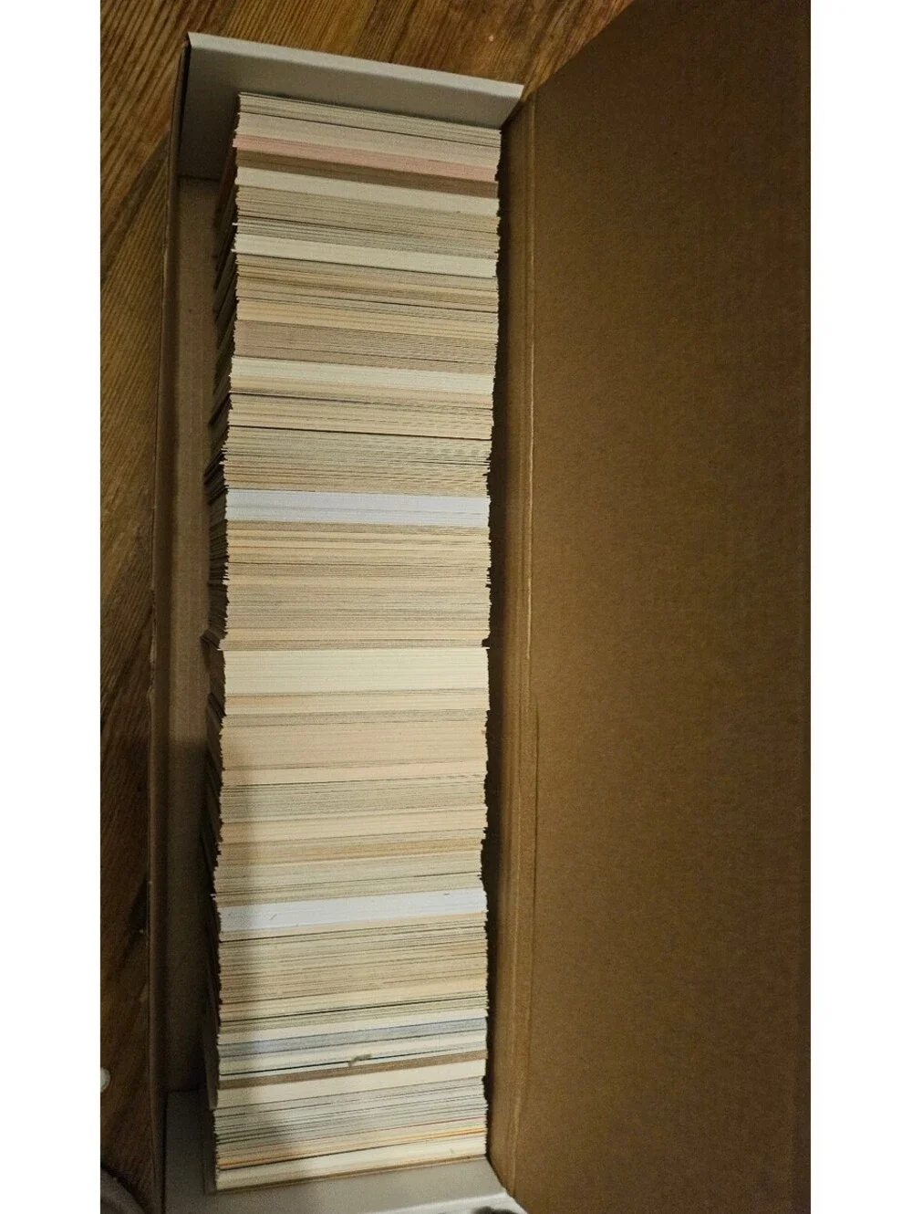 Unsorted Baseball cards -800 count box Random. Commons, Rookies, stars 1988-2026